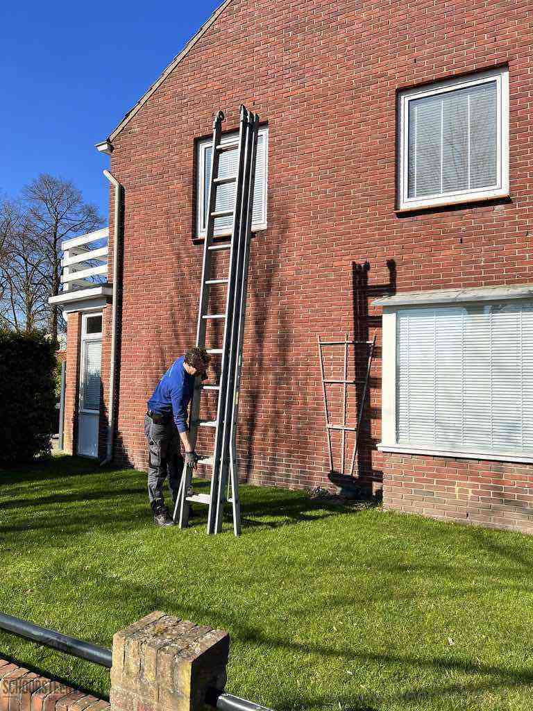 Ede schoorsteenveger huis ladder